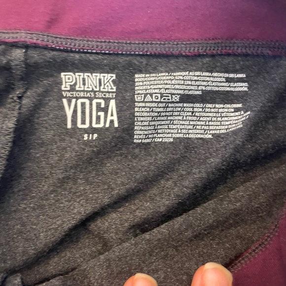 PINK Workout Leggings - Picture 2 of 2